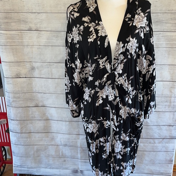 Comfy kimono Spiritual Gangster - Picture 2 of 4